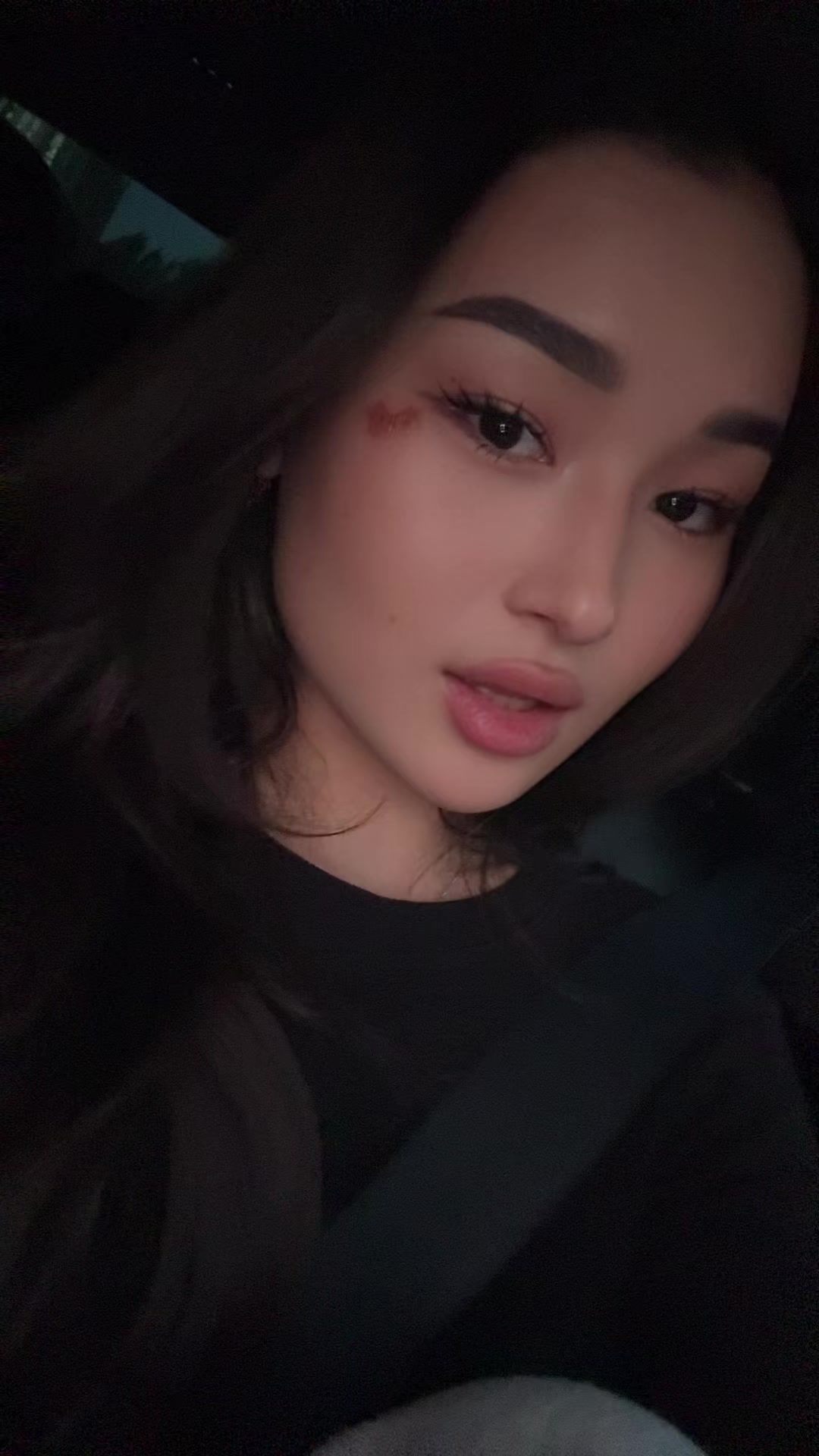 @Ainaz🤍