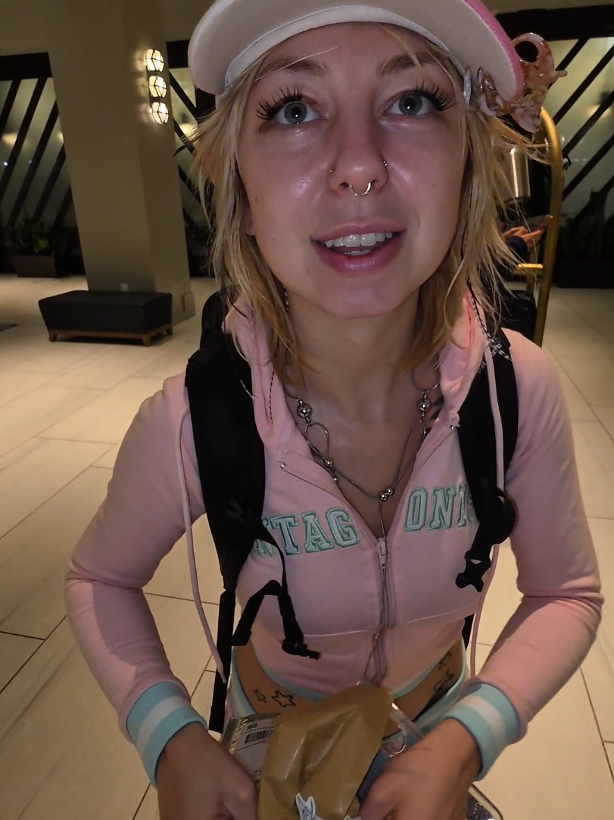 @BusandBunny
