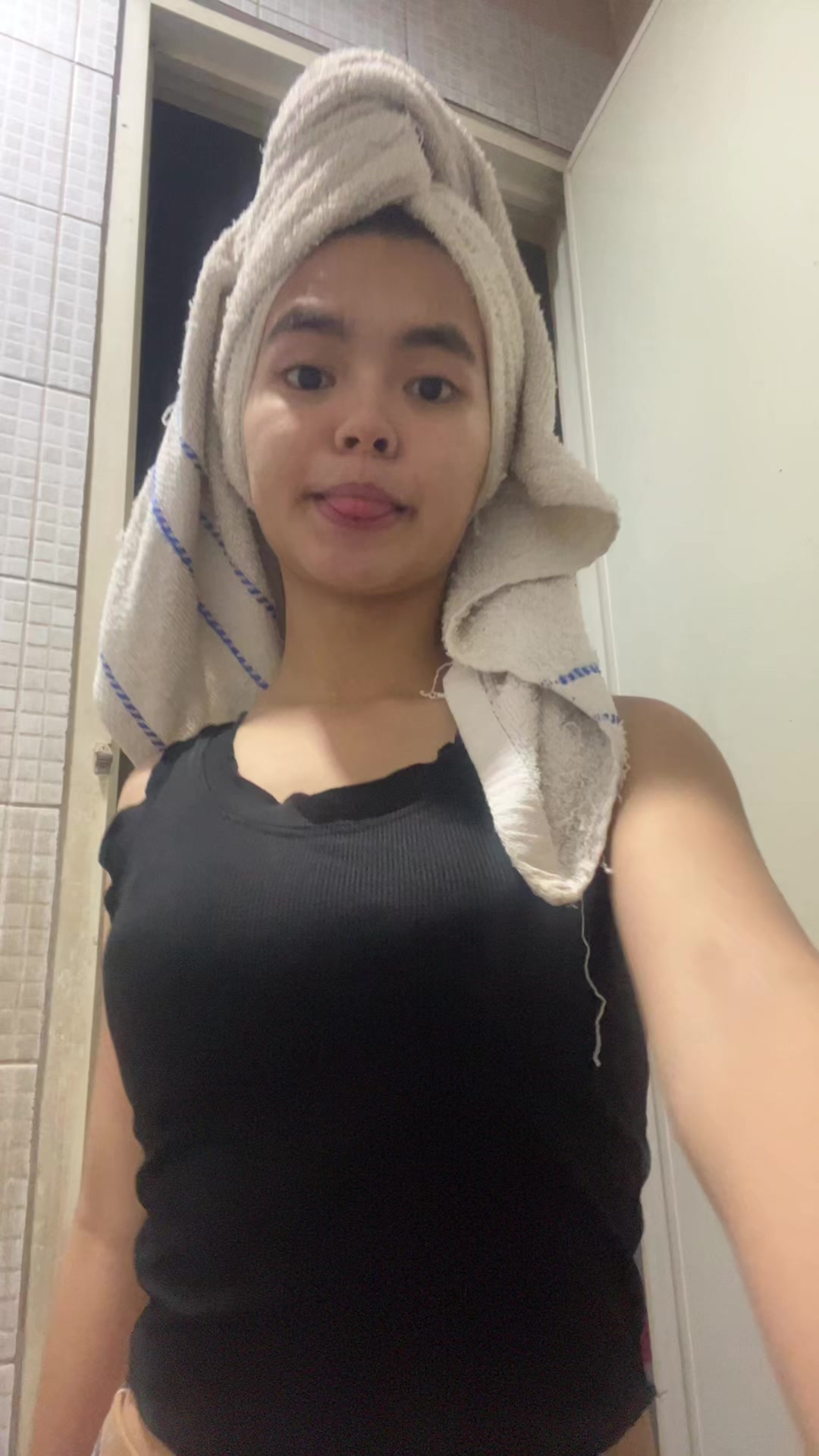 @K.