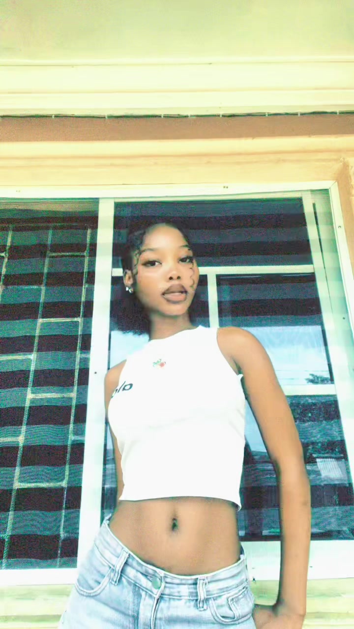 @𝓗𝓸𝓷𝓮𝔂𝓭𝓻𝓸𝓹 ❤️