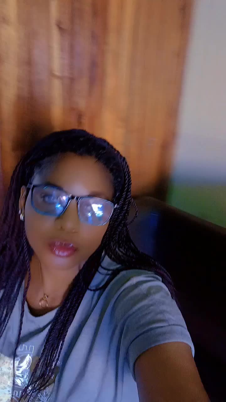 @Stronglady