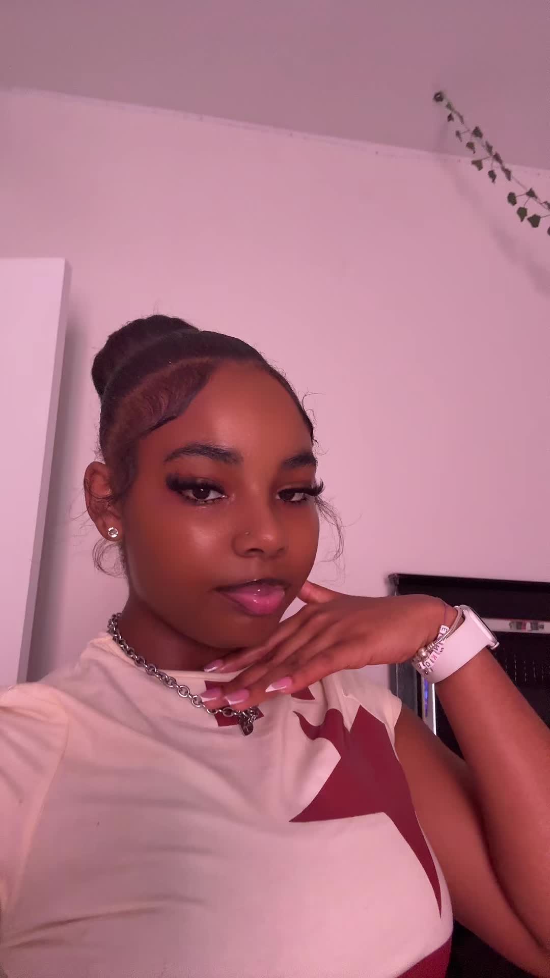 @kaeleiimaee