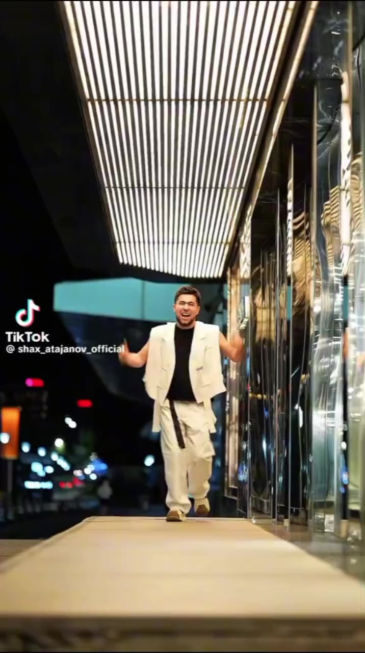 @🎭🎤ŞAH FAN🤴