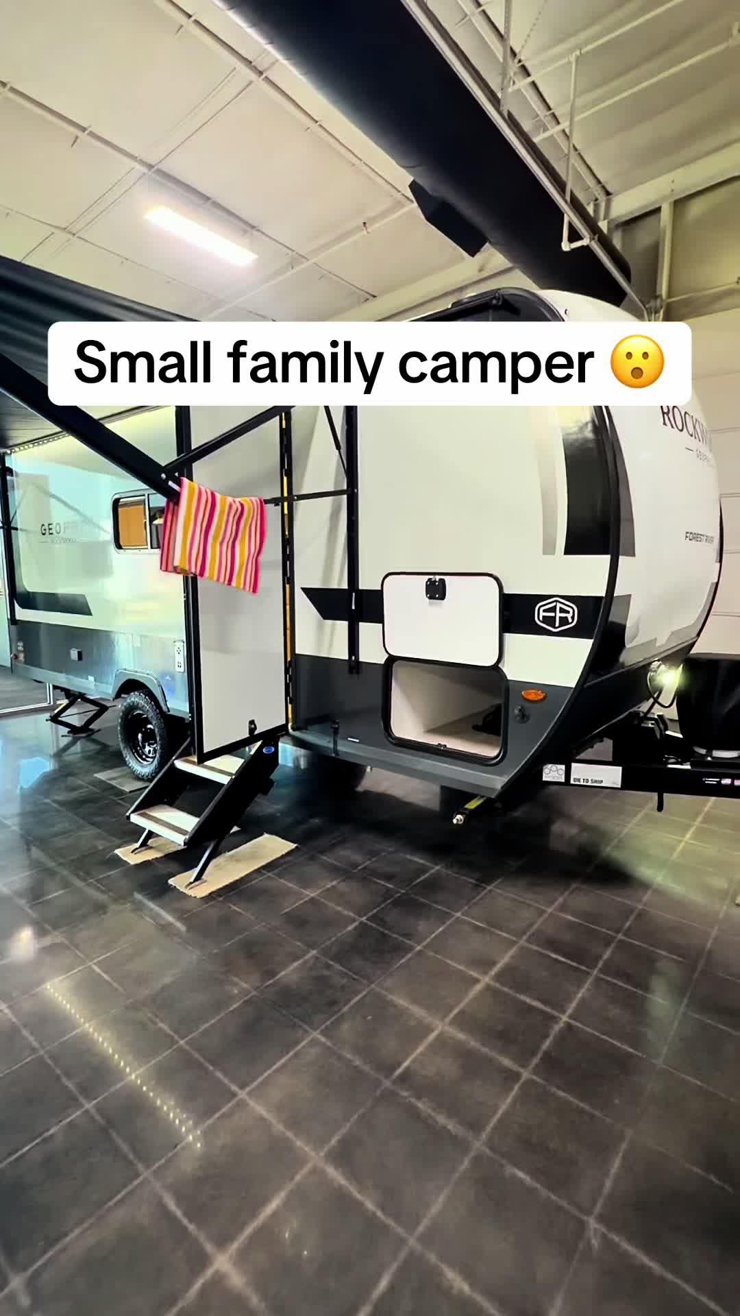 @Angel Sells RVs