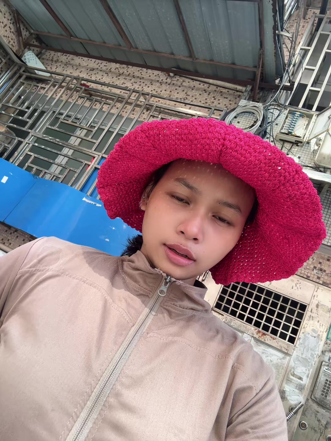 @P โ๏ธ๐ค