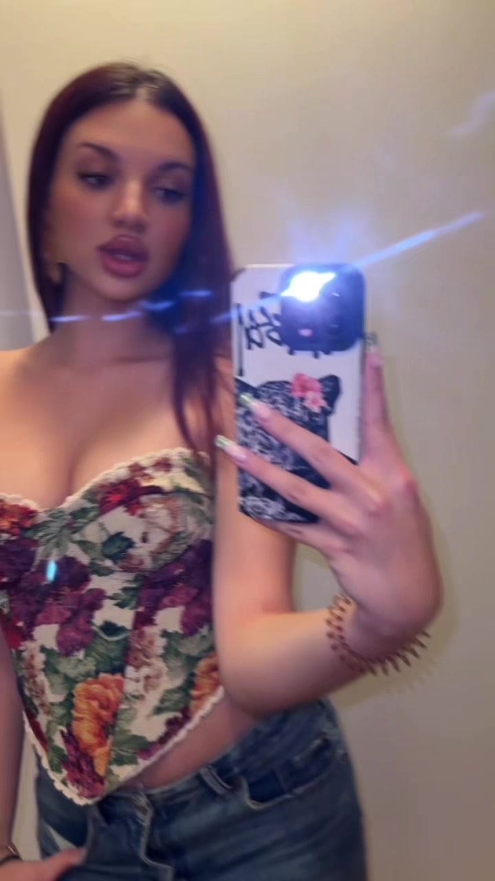 @Jana Samailovic178