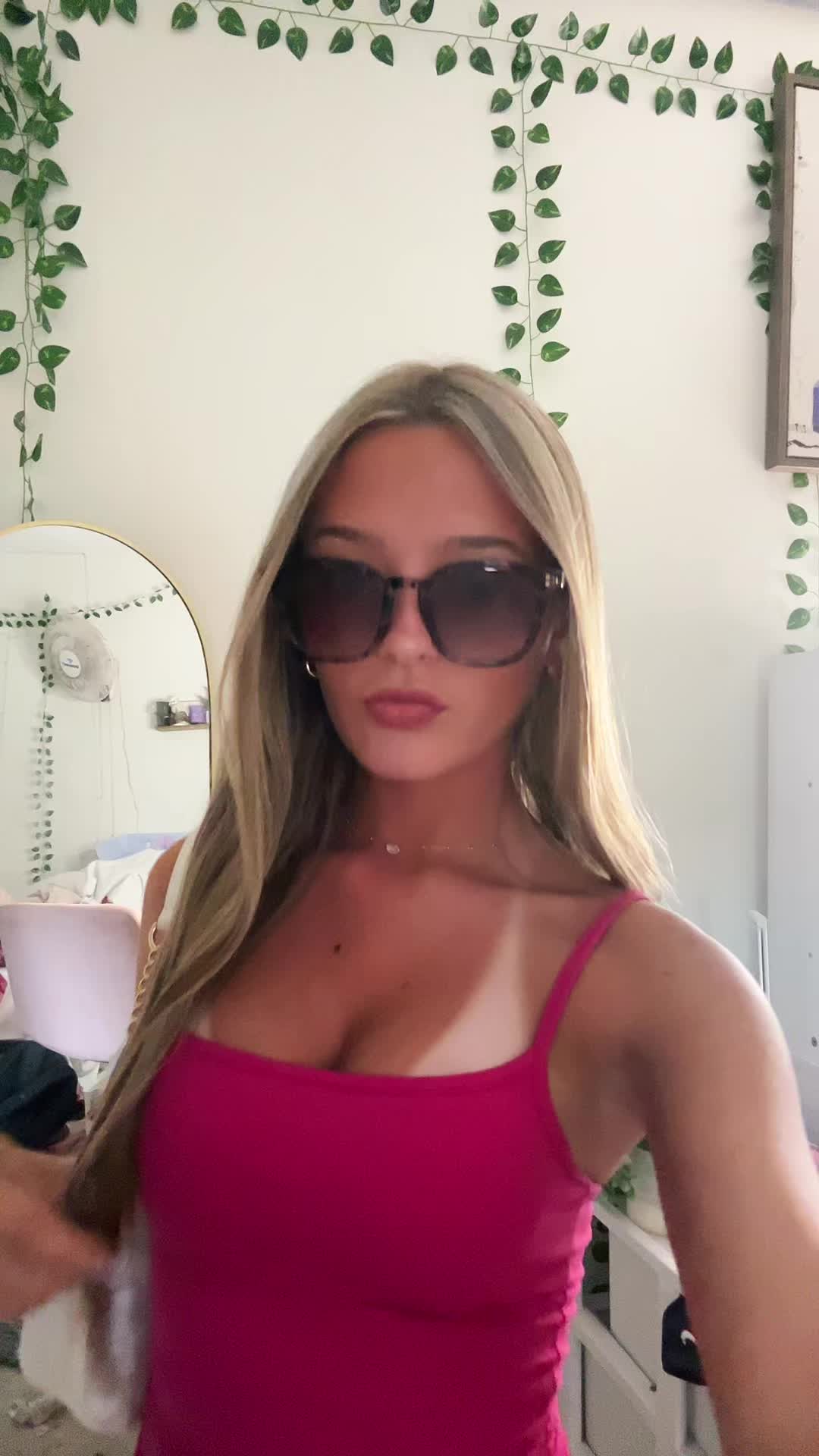 @kenlimariee