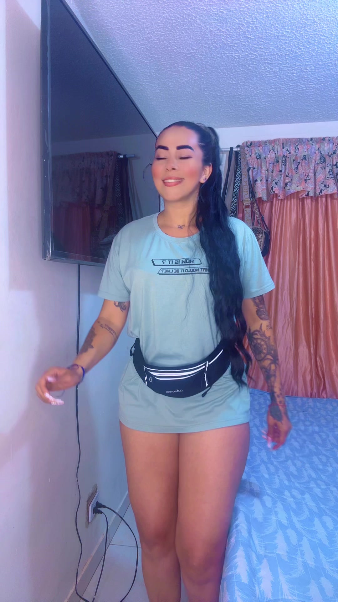 @💜LINDA LUCERO DE LA VEGA 🇨🇴