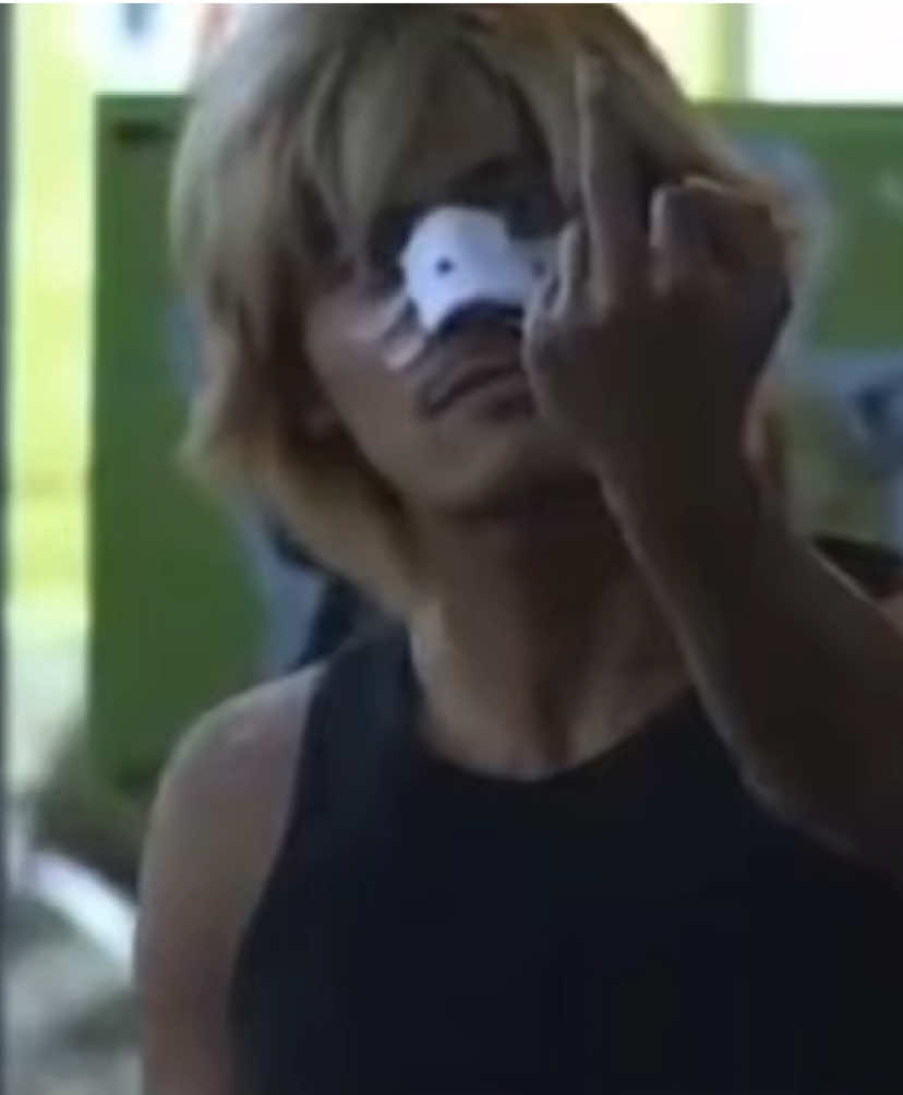 @★