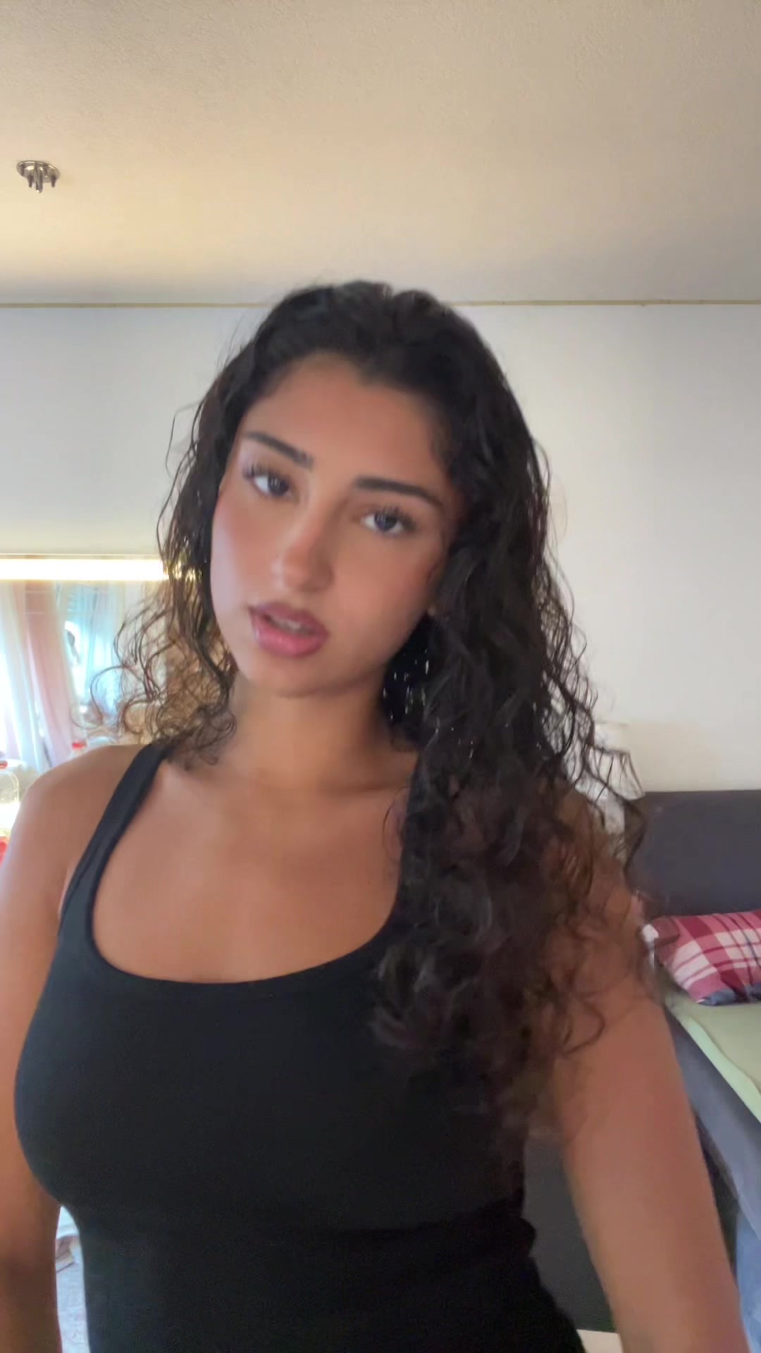 @Roxi