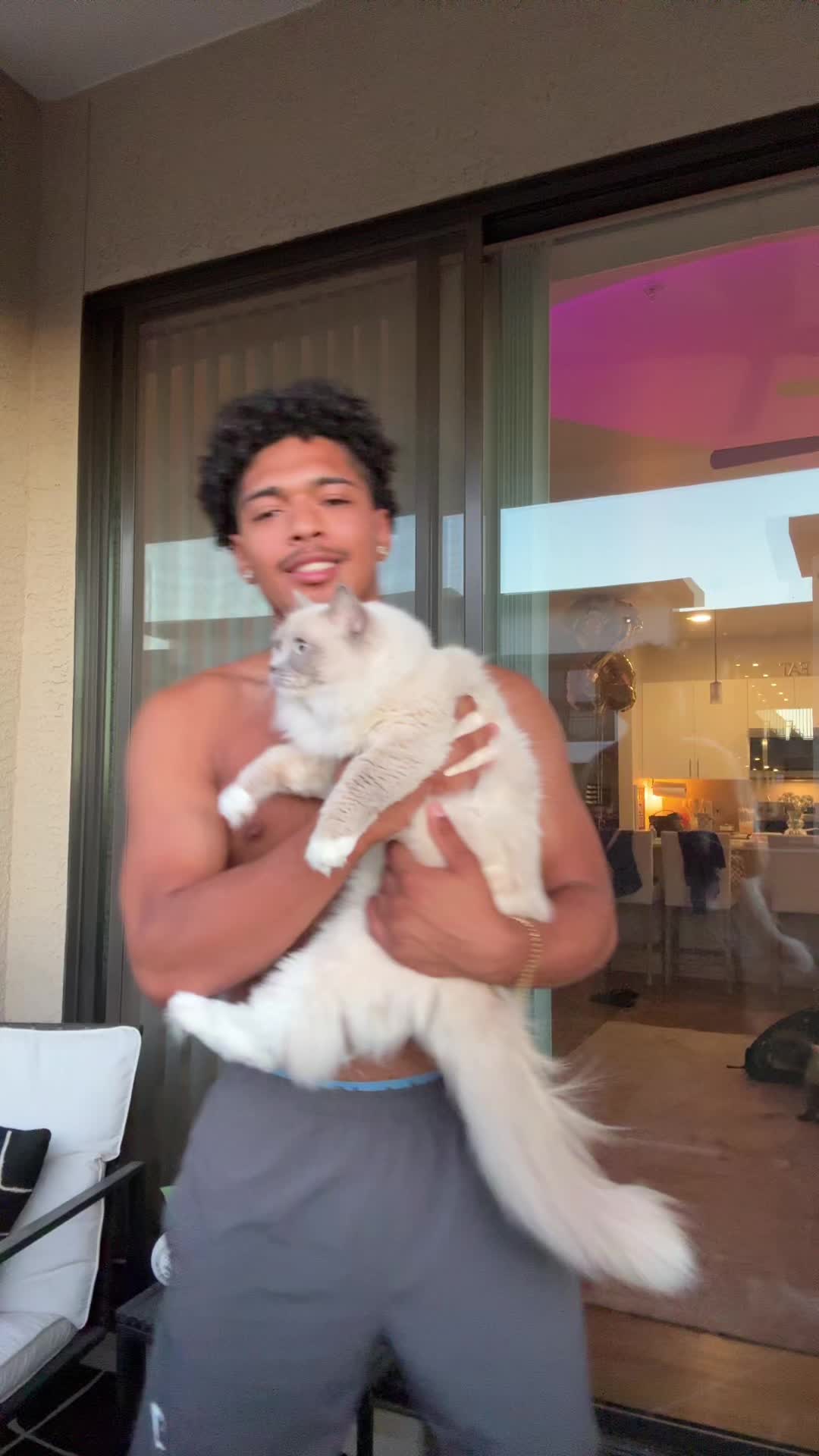 @LA!
