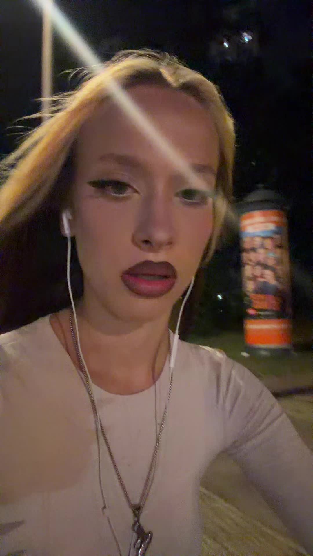 @bruxye