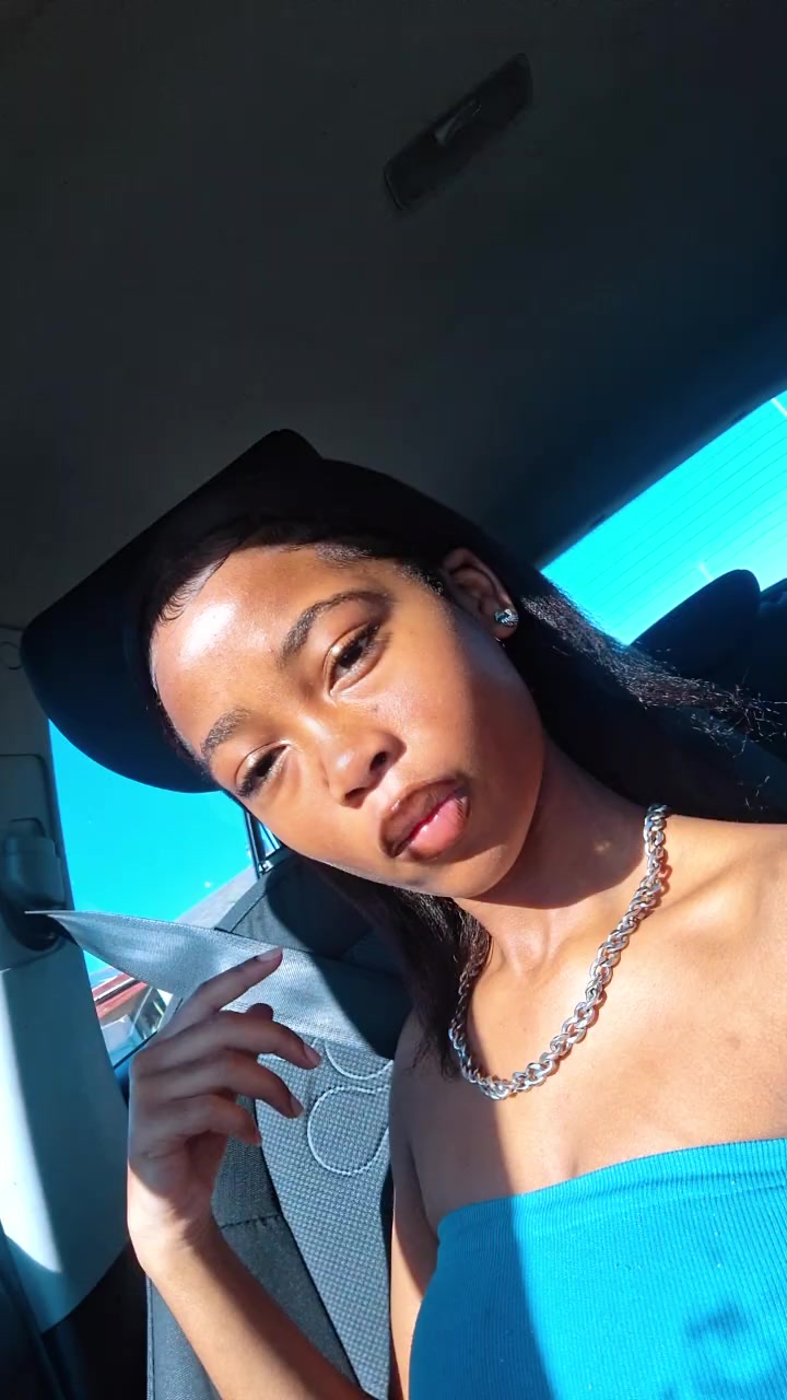 @★Future🧟♀️★