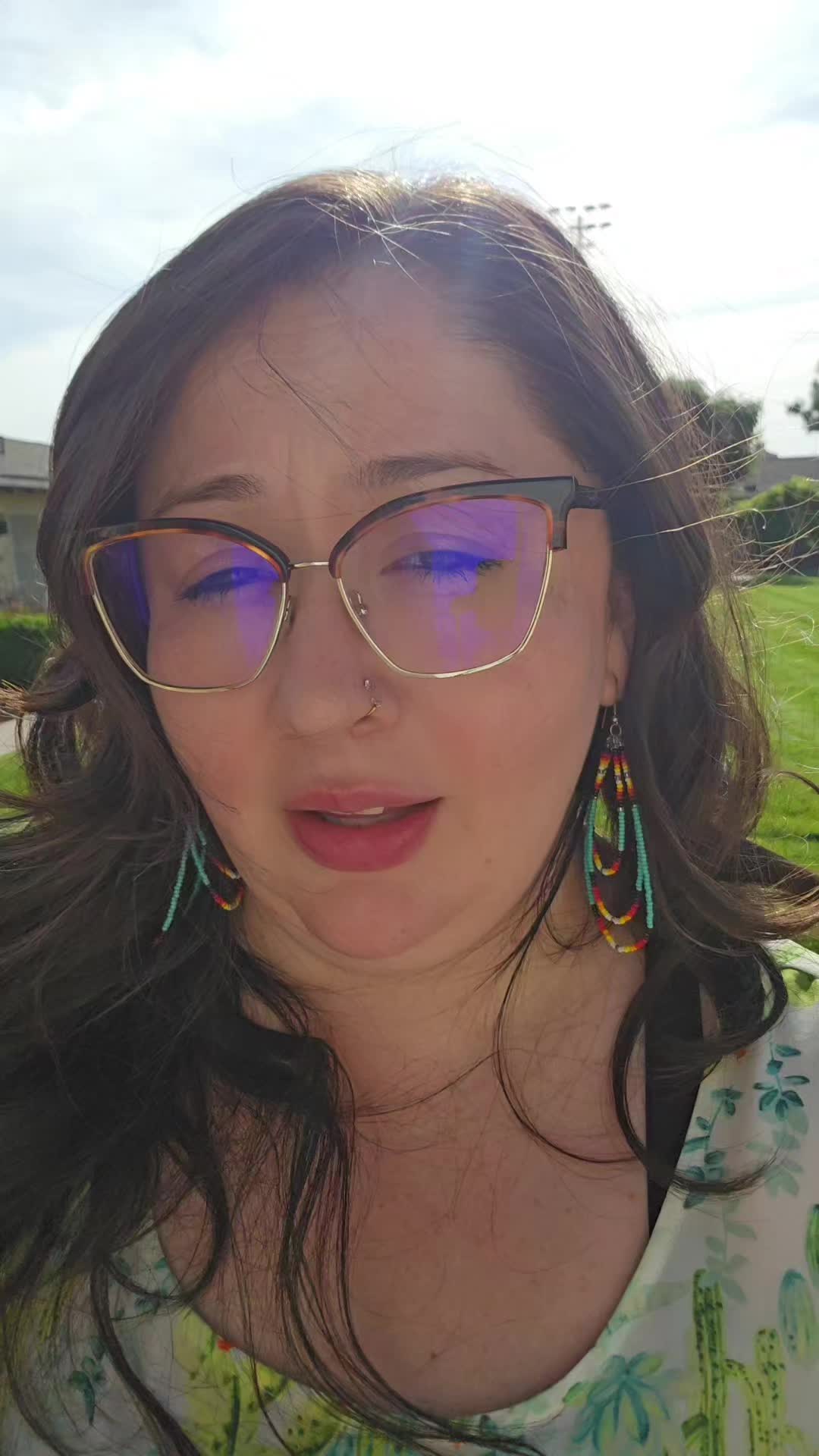 @Rachelinaaa