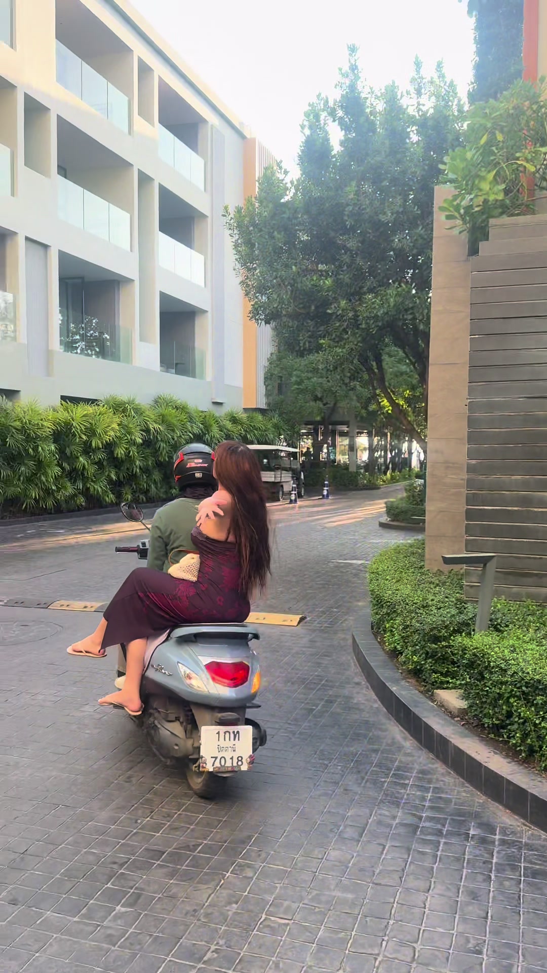 @Viv 🧿