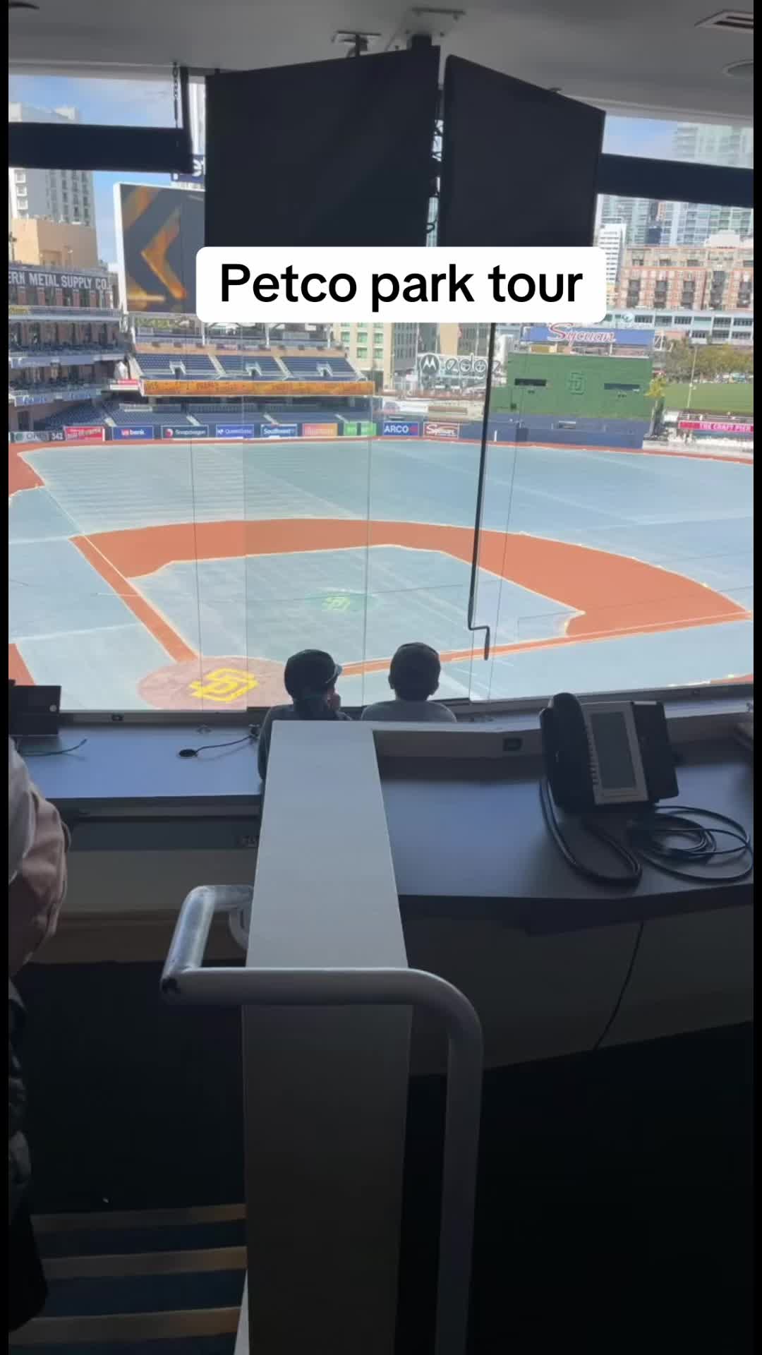 @dennisbagels