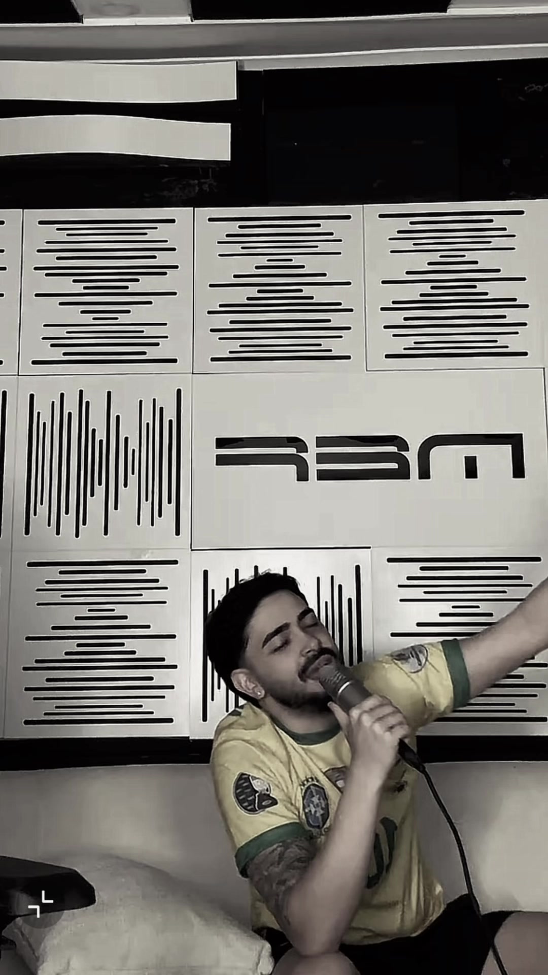 @𓆩𝕆̈ℤ𝕄𝔼𝔽𓆪 ᶠᵃⁿ