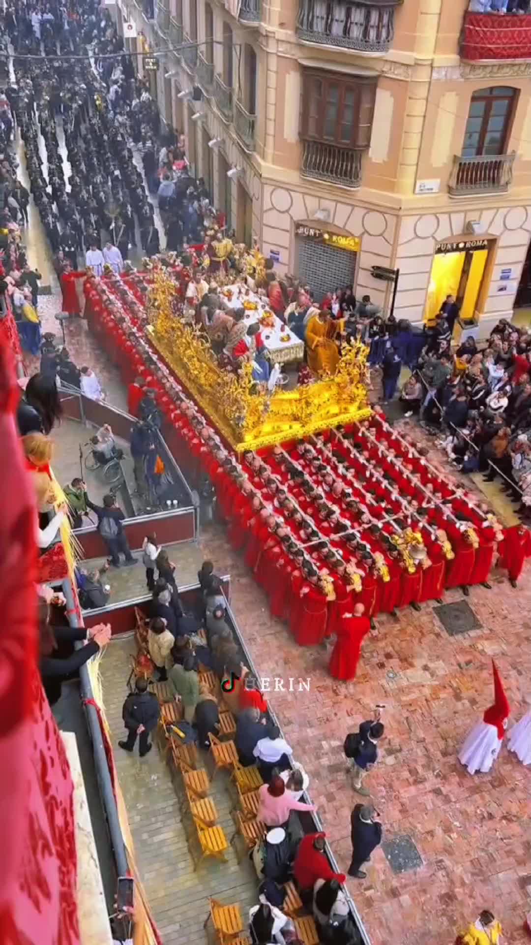@卄  乇  尺  丨  几 👑