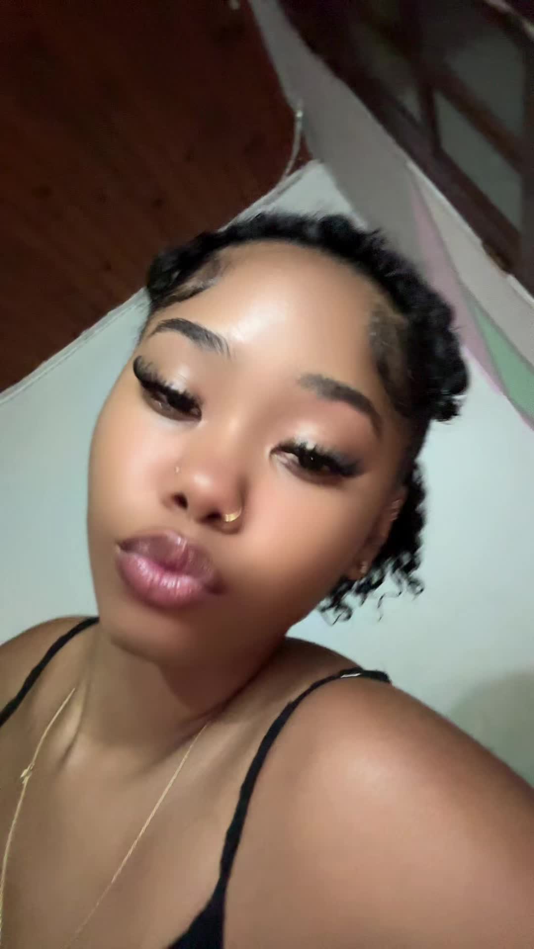 @Ambre🪭