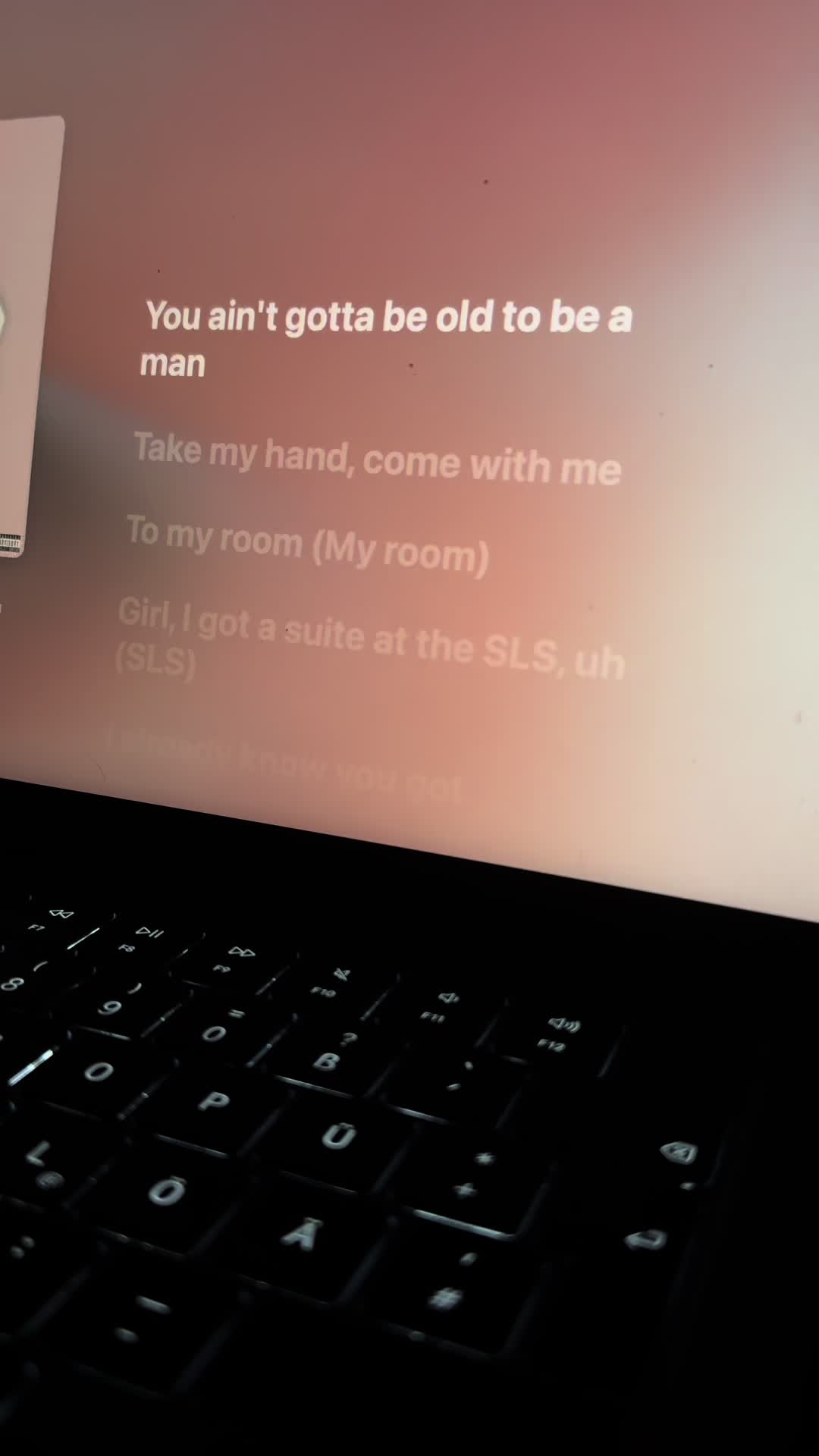 @𝐌𝐮𝐬𝐢𝐜𝐥𝐲𝐫𝐢𝐜𝐬