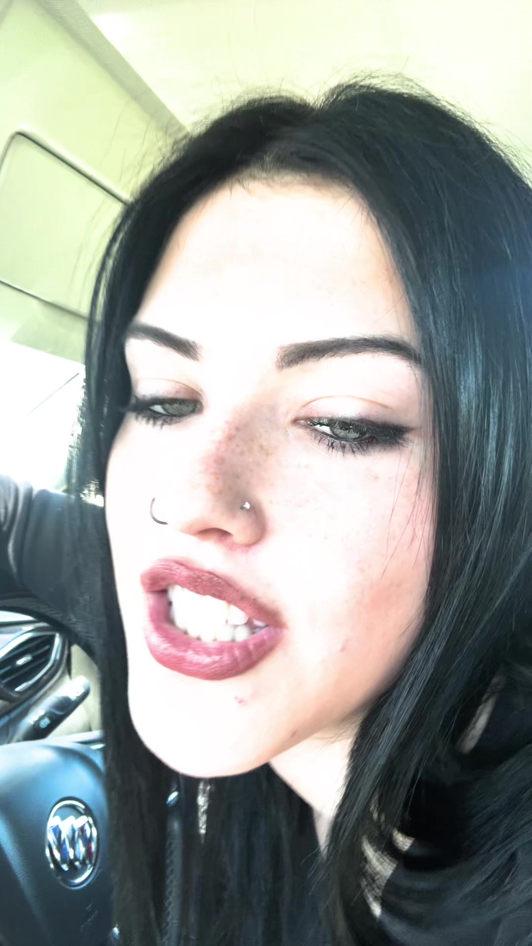 @Livvi
