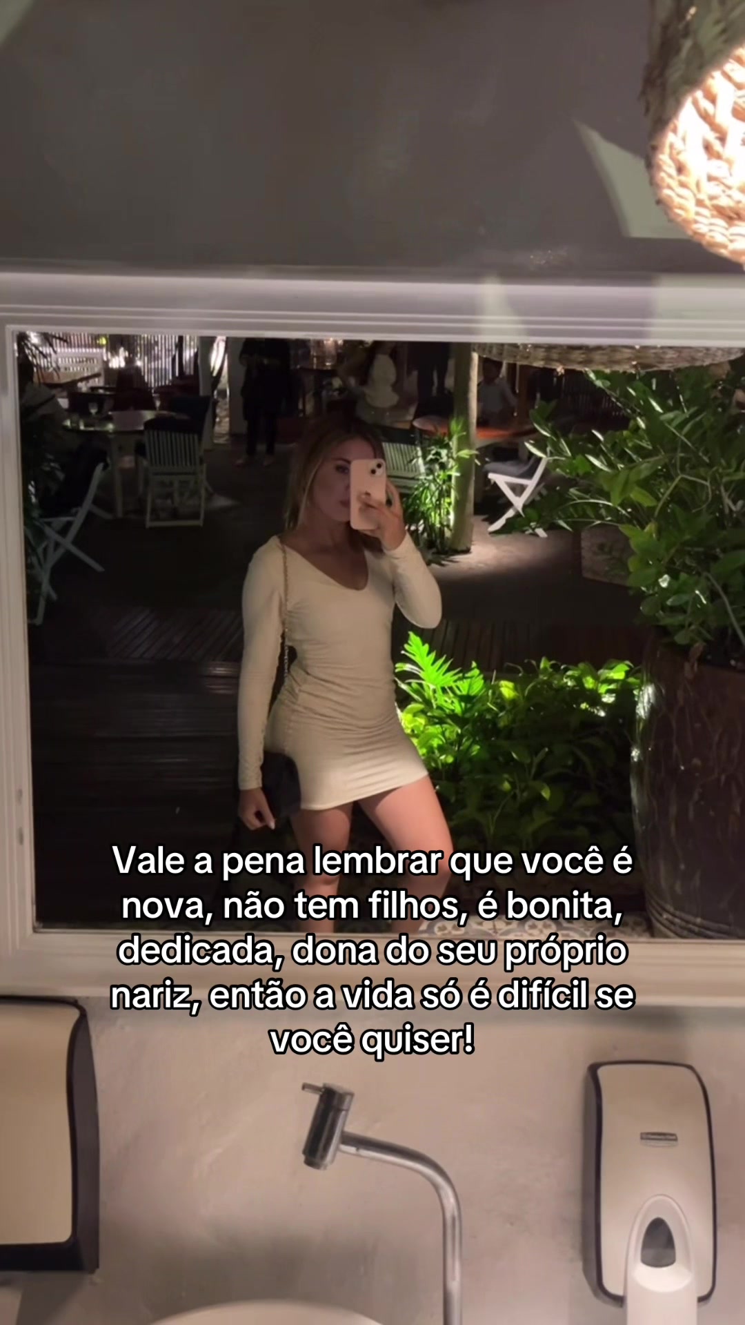 @nara_beatriz_