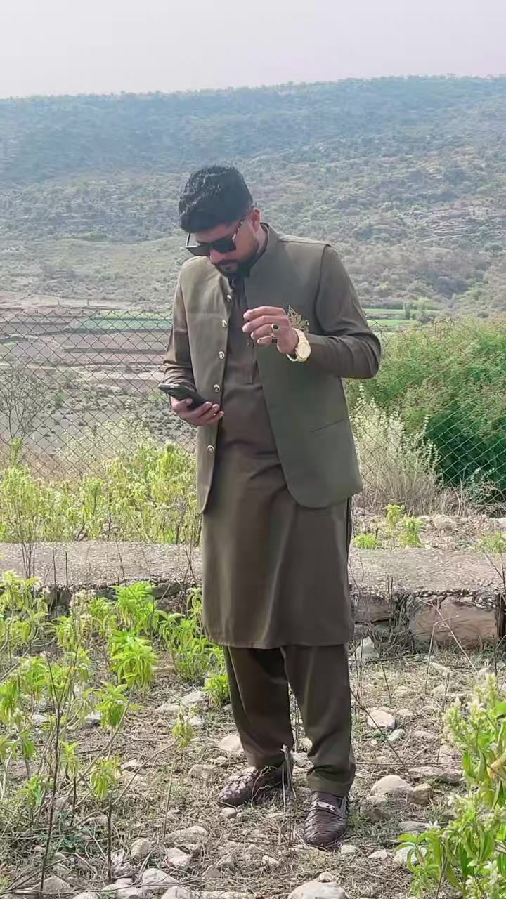 @Raja Ali Rajput 😎