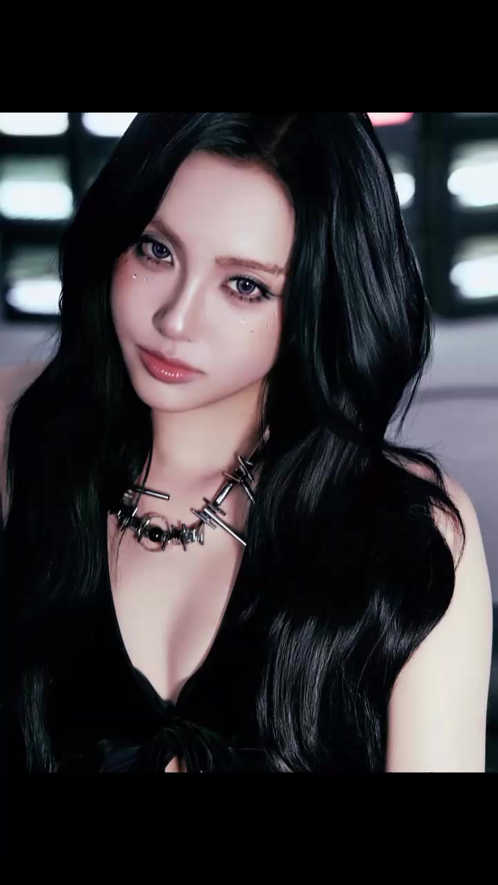 @Everglow