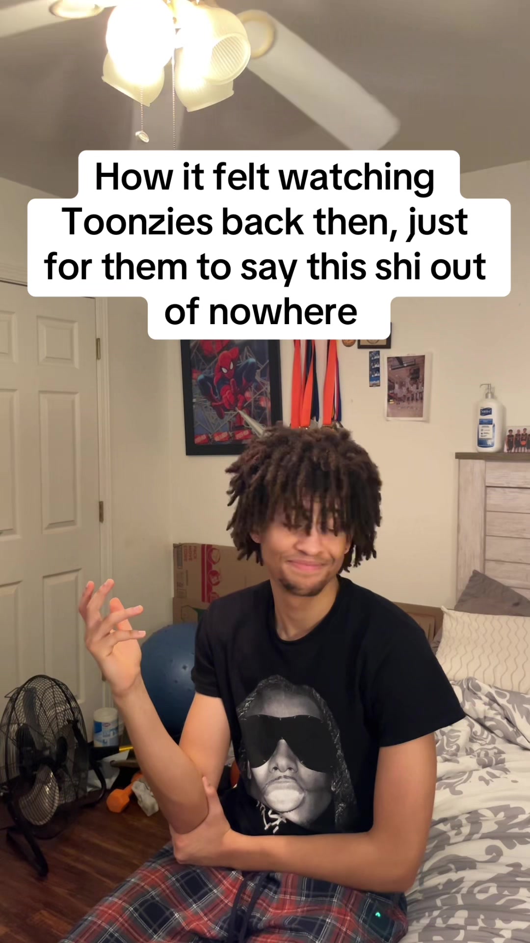 @ITZZ$kovie