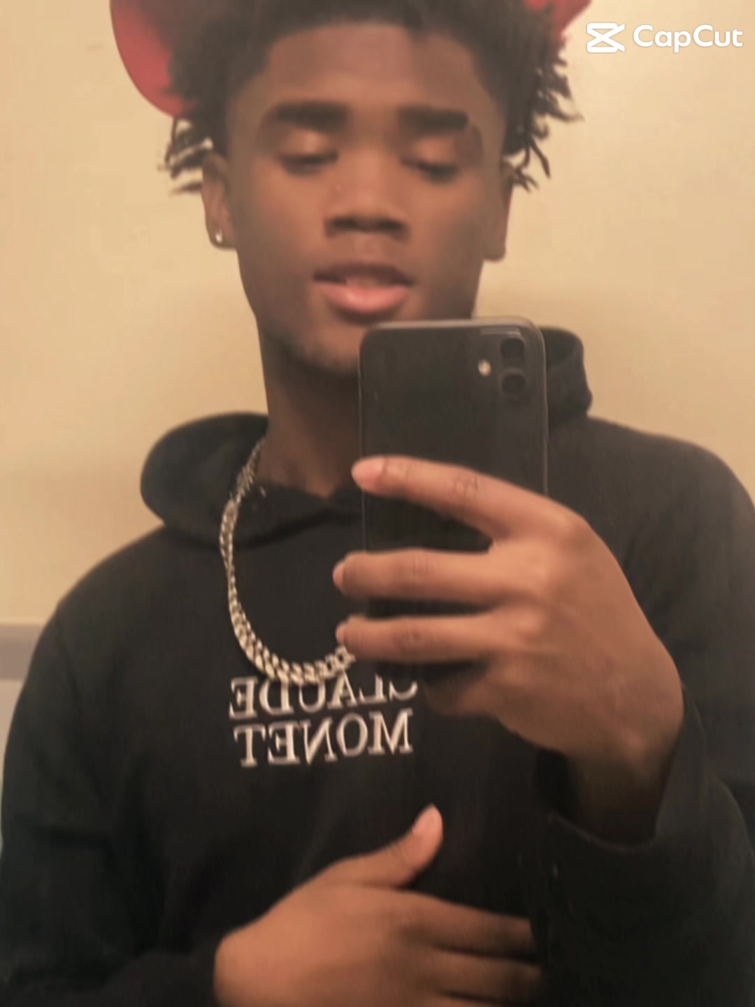 @K4frmbmore🩸