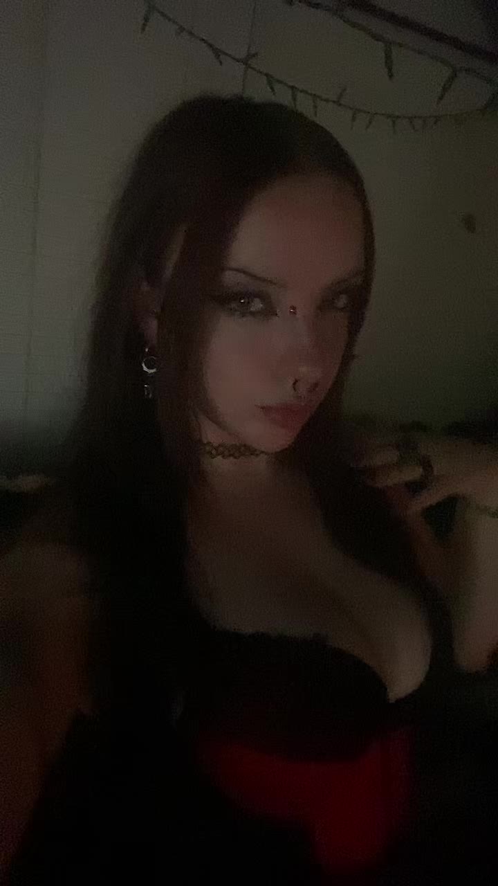 @Maya🪲