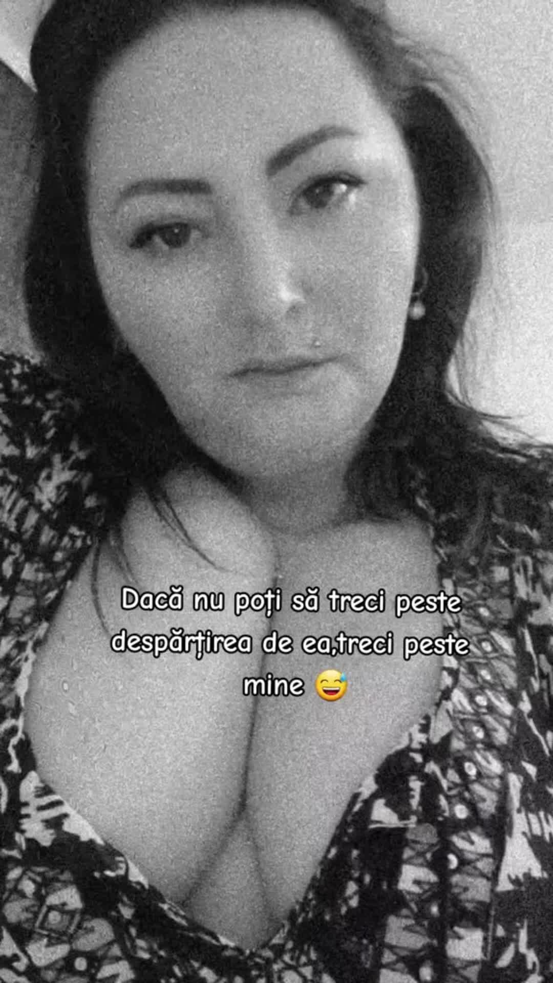 @Angi M.🪬
