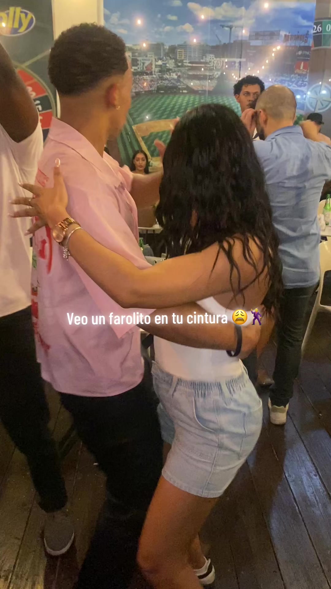 @️A D O N 1 S 🕺☃️