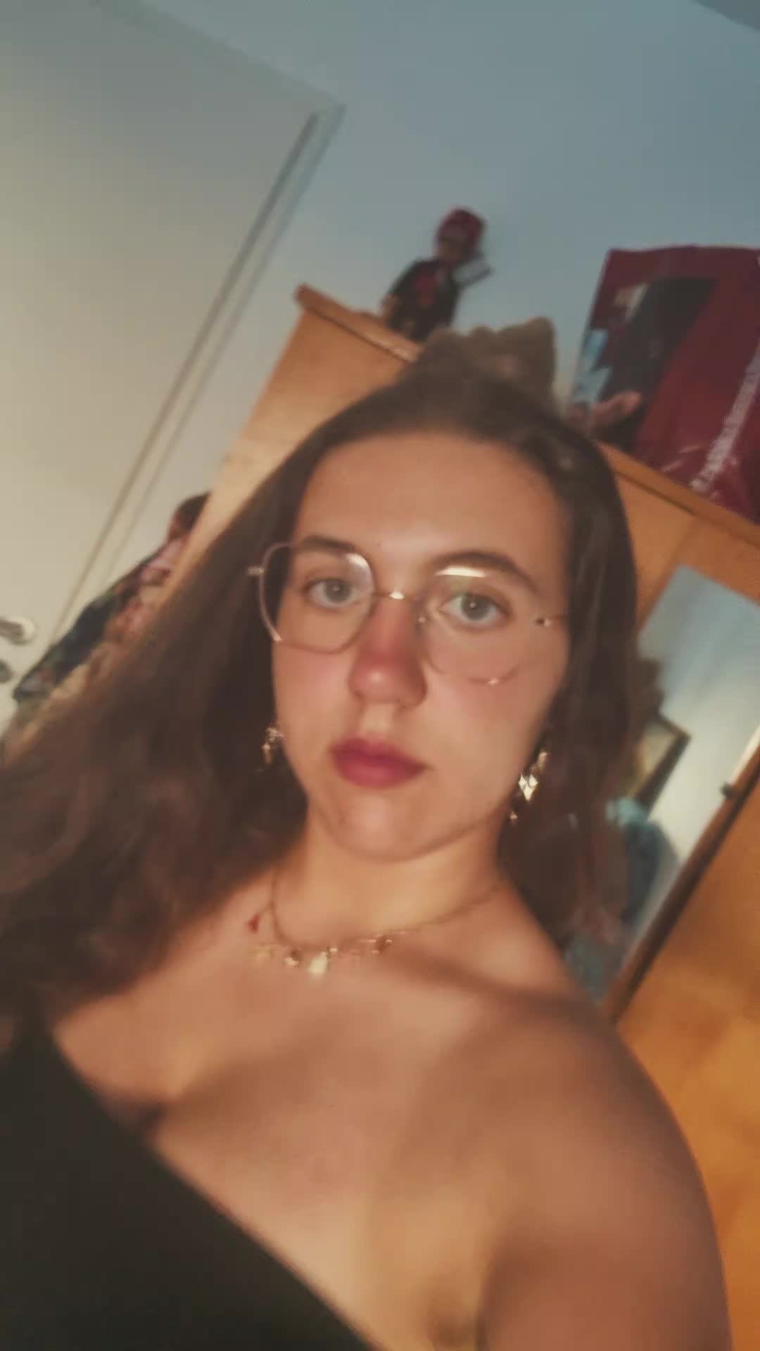 @Émilie ✝️🎶