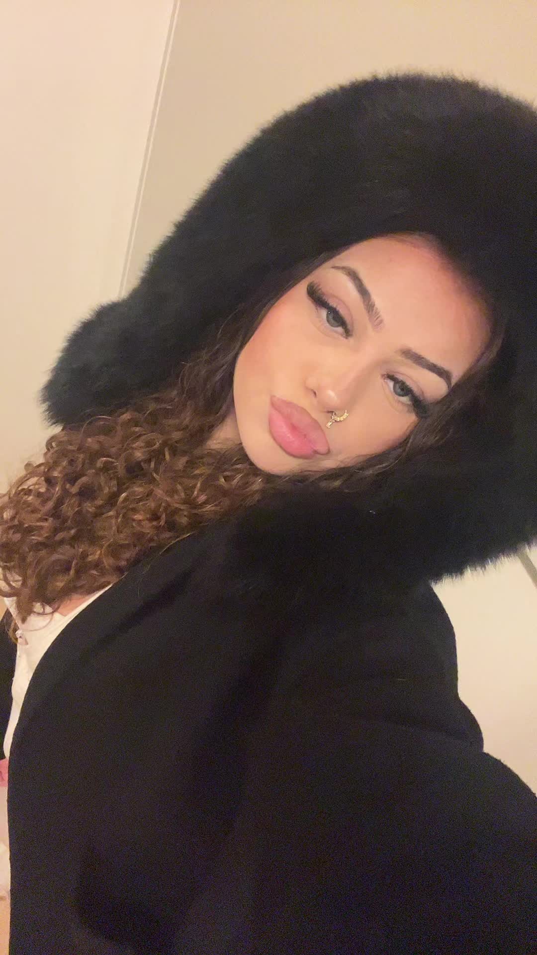 @𝓍𝒾𝒶𝓃𝒶🎀