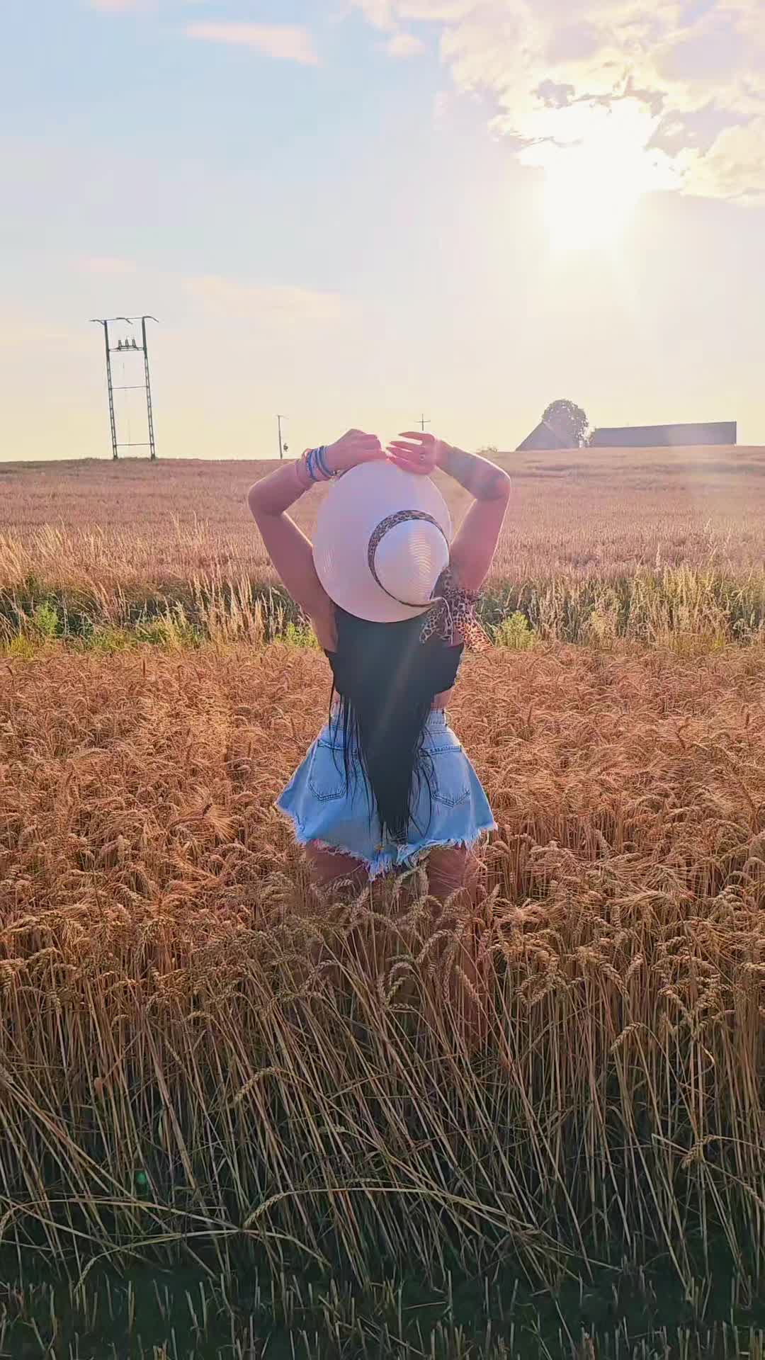 @_sindi_skandal_