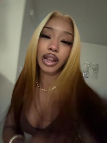 @Adaezeeeee