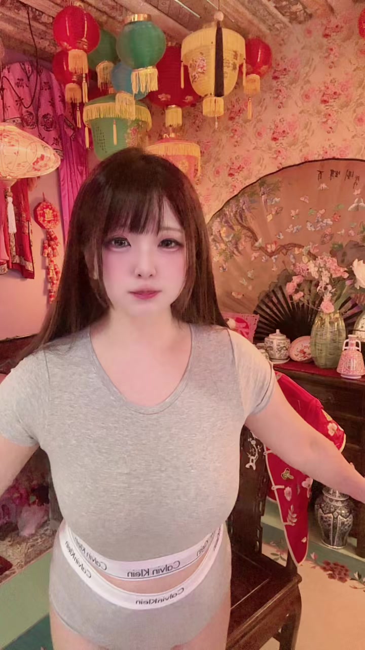 @まなたす🍜
