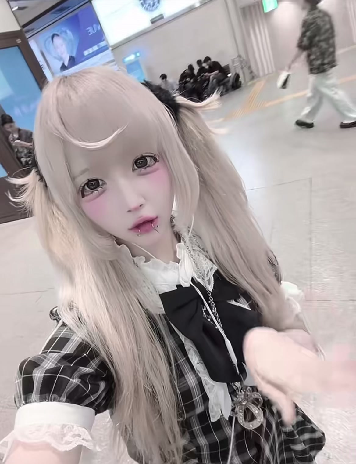 @т⩊т