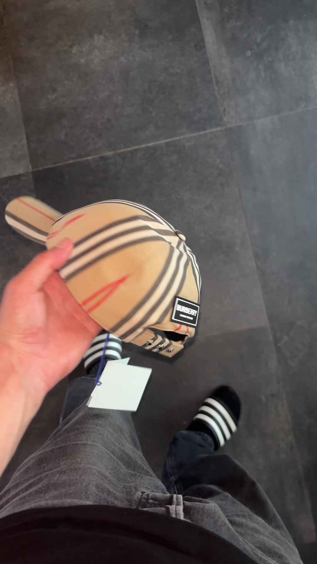 @Gucci 🧢
