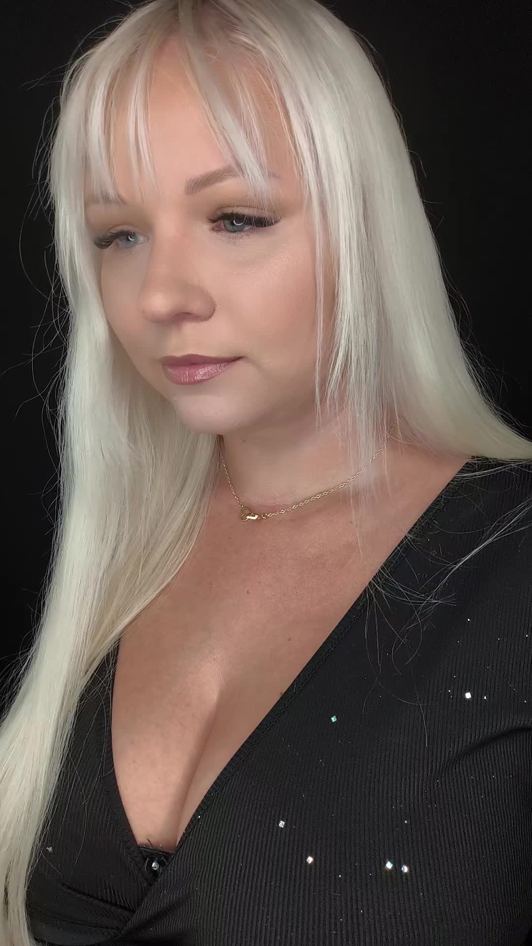 @Typicaltinaaa
