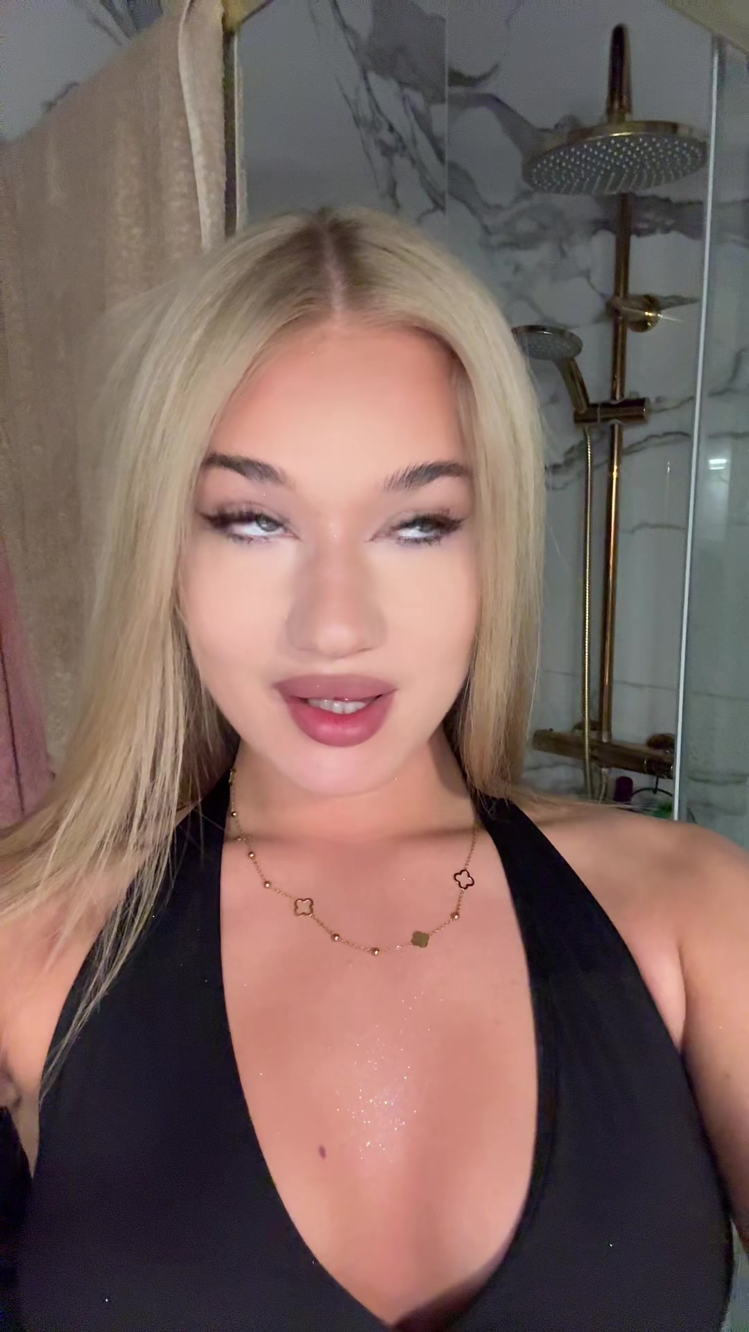 @🤙👑Angelika👑🤙