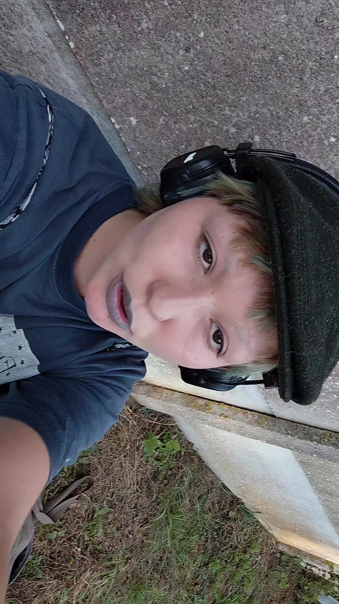 @N0.M0R3.H3R03S.4NYM0R3.