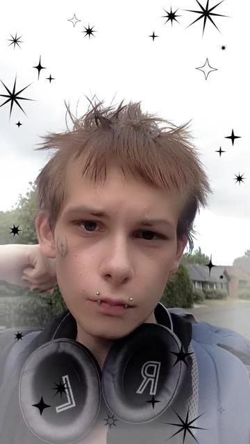 @⛧little goth bat hannah⛧