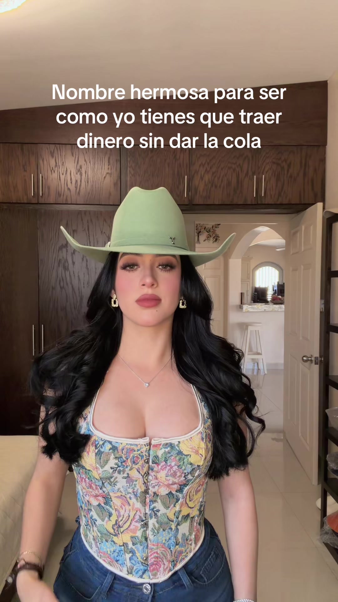 @𝑁𝑎𝑡𝑎𝑙𝑖𝑒