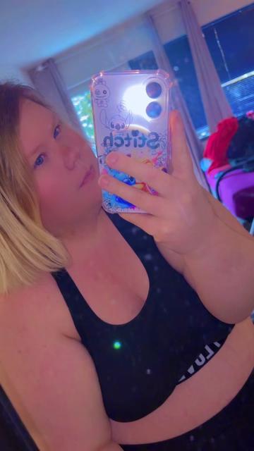 @x_Kurvenliebe96_x