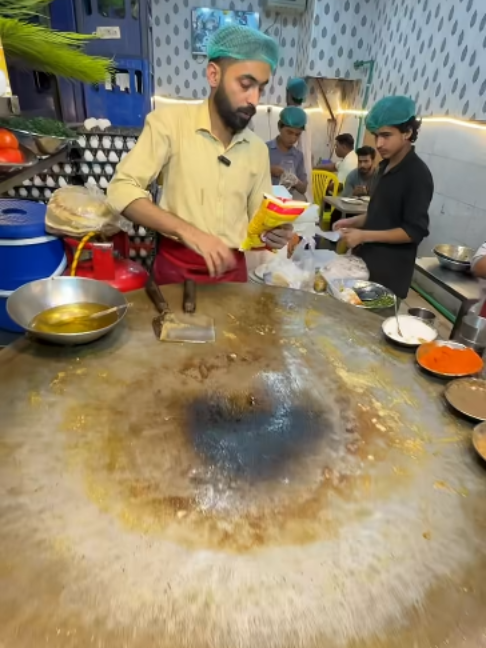 @wefoodiepk