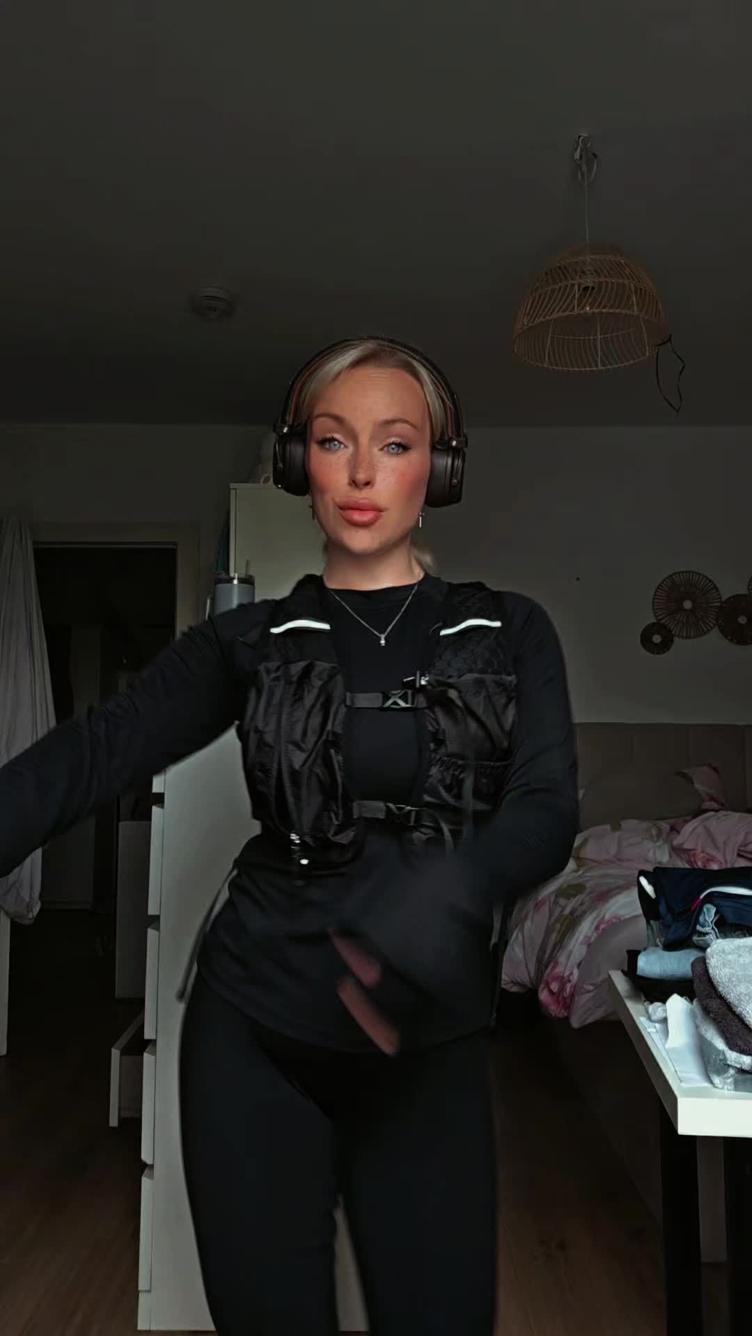 @Mileylon