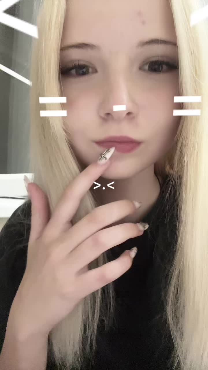 @бледная