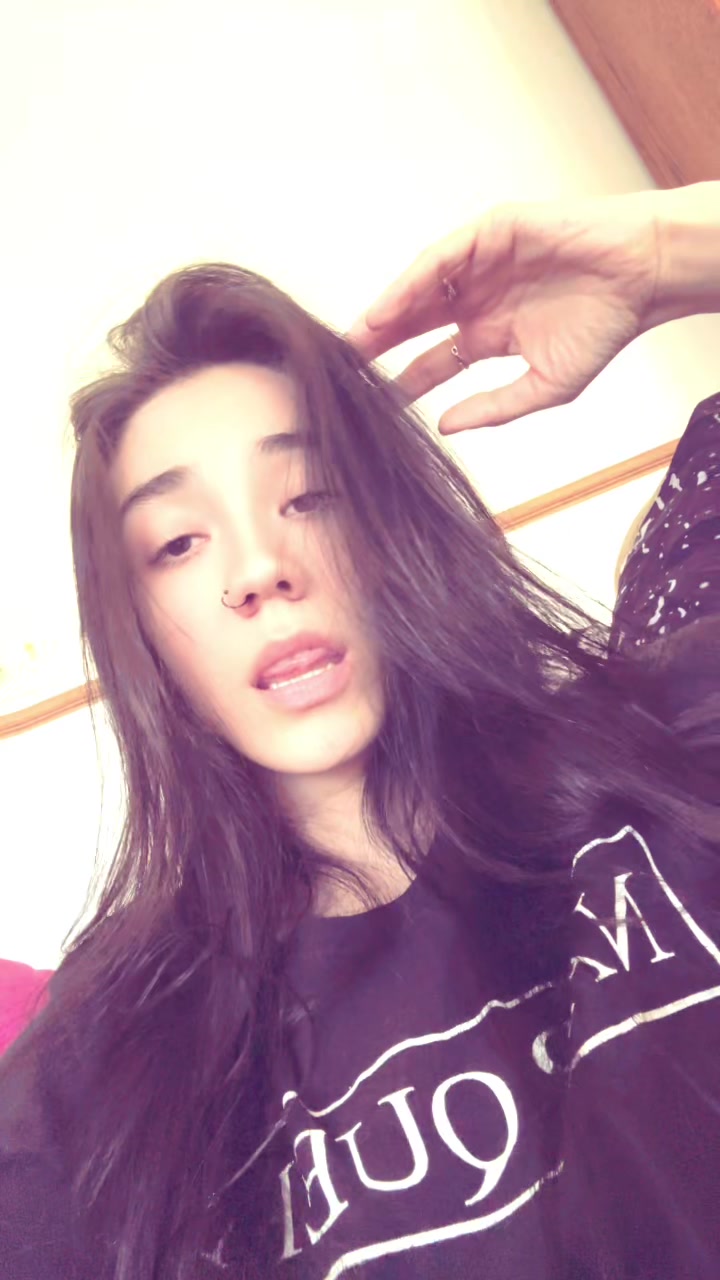 @シ